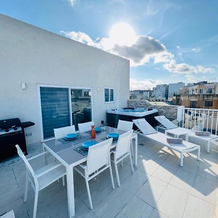 Poseidon Court Penthouse Superior Appartement St. Paul's Bay Buitenkant foto