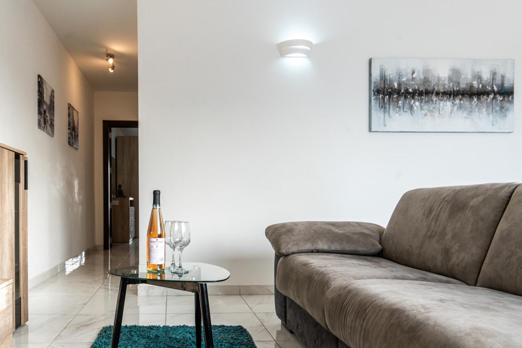 Poseidon Court Penthouse Superior Appartement St. Paul's Bay Buitenkant foto